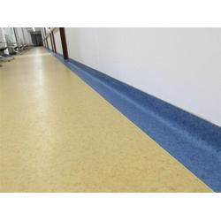 海口塑膠地板與實木地板的選擇 君衡公司優(yōu)質(zhì)服務(wù)解析